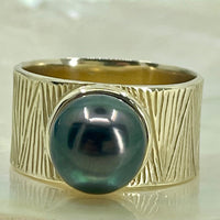 9ct Gold Tahitian Pearl Ocean Ring