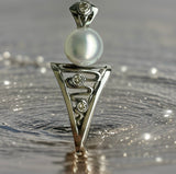 Broome Pearl 18ct White Gold Roebuck Bay Pendant and Diamonds
