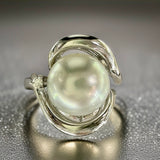 Broome Pearl Diamond 9ct White Gold Twisted Ring