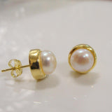 Cultured Freshwater White Pearl Studs Gold