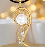 Freshwater Mangrove Cubic Zirconia Gold Pendant
