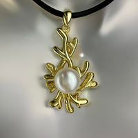 Coral Design Cultured Freshwater Pearl Pendant