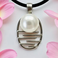 Moonlight Bay Staircase To The Moon Pearl Silver Pendant