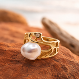 Gold Broome Pearl Seaweed Ring & Kimberley Diamond