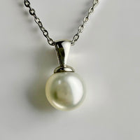 Cultured Broome Pearl 9ct White Solid Gold Pendant