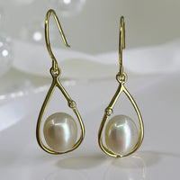 Freshwater Pearl Teardrop Zirconia Earrings