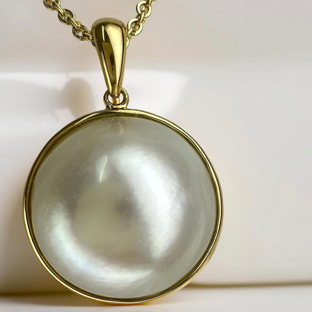 Broome Mabe Blister Pearl 9ct Gold Pendant