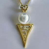 Broome Pearl and Diamond Staircase Roebuck Bay Pendant