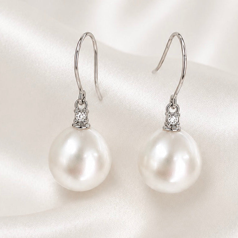 Flawless Broome Pearl 18ct White Gold Diamond Earrings