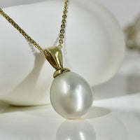 Broome Pearl 9ct Gold Pendant