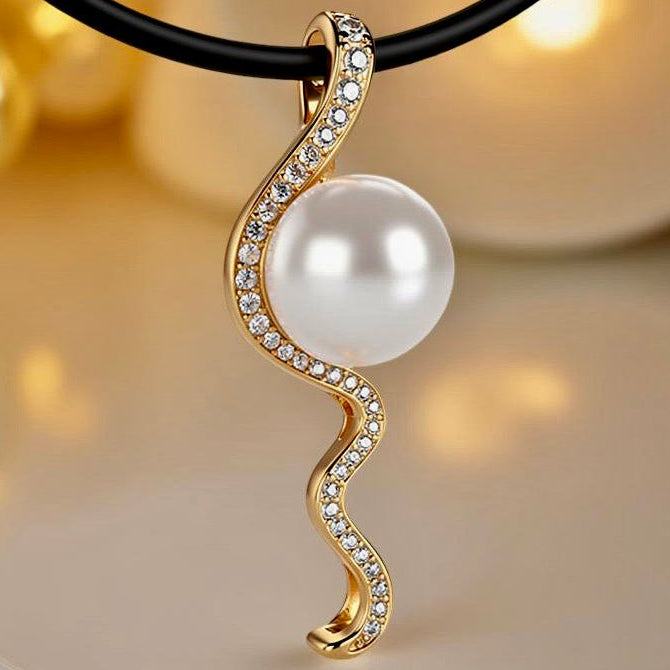 Cultured Freshwater Pavé Set Mitchell Falls Zirconia Gold Pendant