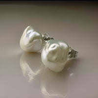 Cultured Freshwater Keshi Stud Earrings >> Ready for Xmas!