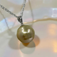 Golden Circle Pearl 9ct White Gold Pendant