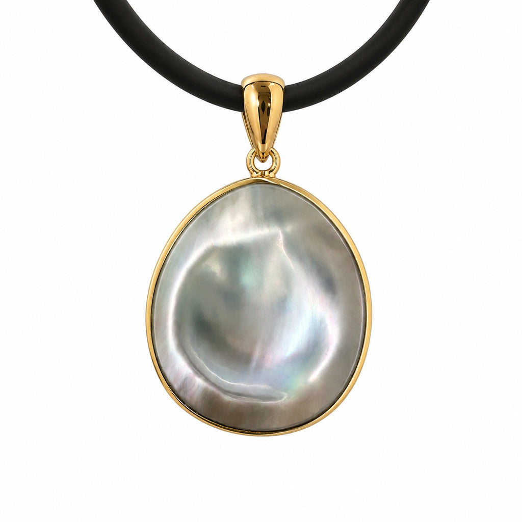 Abrolhos Island 9ct Gold Mabe Pendant