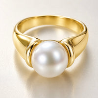 Classic Style Cultured Freshwater White Pearl Ring Gold