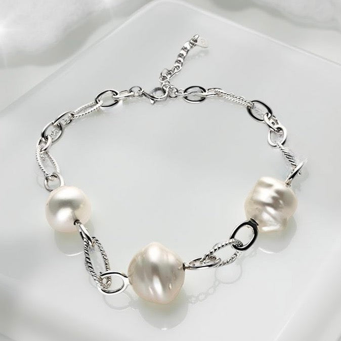 Broome Circle Pearl Silver Chain Bracelet