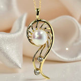 Cultured Freshwater Mangrove Cubic Zirconia Gold Pendant