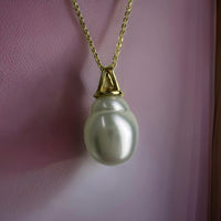 Large Broome Circle Pearl 18ct Pendant