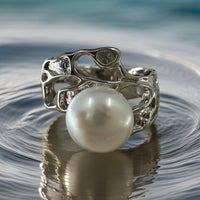 Cultured Freshwater Pearl Silver Seaweed Ring 