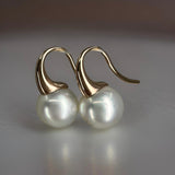 Cultured Broome Pearl 9ct Gold Hooks Earrings