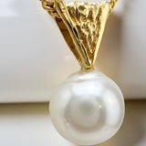 Broome Circle Pearl 9ct Gold Textured Pendant