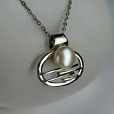 Horizontal Falls Staircase to the Moon Pearl Silver Pendant 