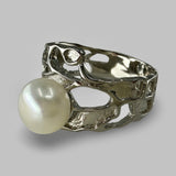 Cultured Freshwater Pearl Silver Seaweed Ring 