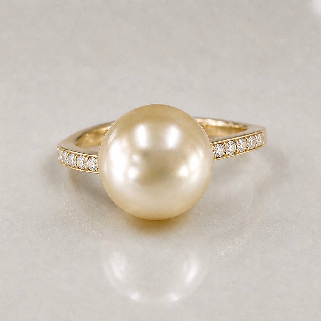 Broome Pearl 9ct Gold Pave Diamond Ring