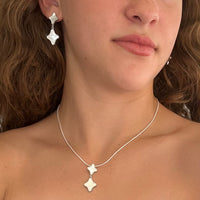 Stella Mother of Pearl Pendant 