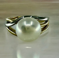 Broome Pearl 9ct Yellow and White Gold Ring