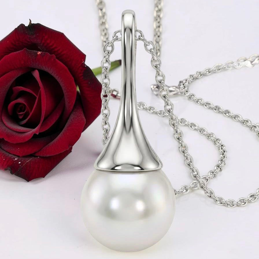 Broome Pearl 9ct White Gold Trumpet Pendant