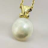Cultured Freshwater Pearl Gold Pendants
