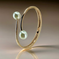 Stunning 9ct Rose Gold Broome Double Pearl Bangle
