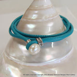Cultured Pearl leather Bracelet (Wrap Around) 
