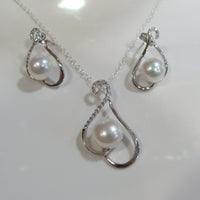 Freshwater Pearl & Cubic Zirconia Pendant & Earring Set - Broome Staircase Designs Pearl Gallery
