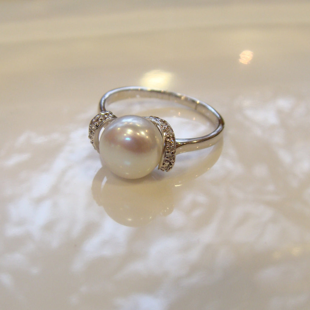 Cultured Freshwater Pearl & Cubic Zirconia Ring