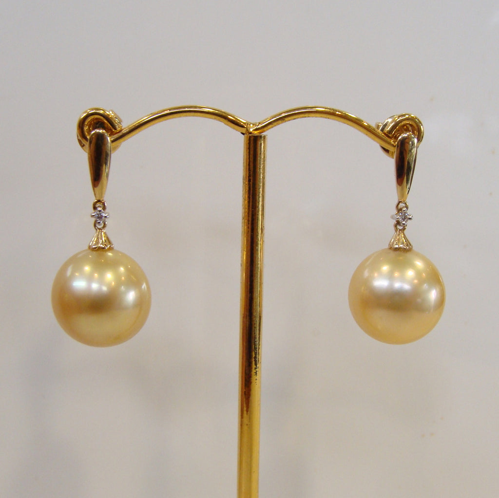 18ct Broome Pearl Earrings - Broome Staircase Designs Pearl Gallery