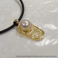 Pendant Coconut Well Staircase to the Moon - White (e/p**FREE NEOPRENE NECKLACE! - Broome Staircase Designs Pearl Gallery