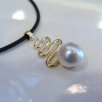 Broome Pearl Eco Beach Staircase Pendant 9ct Yellow Gold
