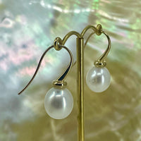 9ct Hook Broome Pearl Gold Earrings