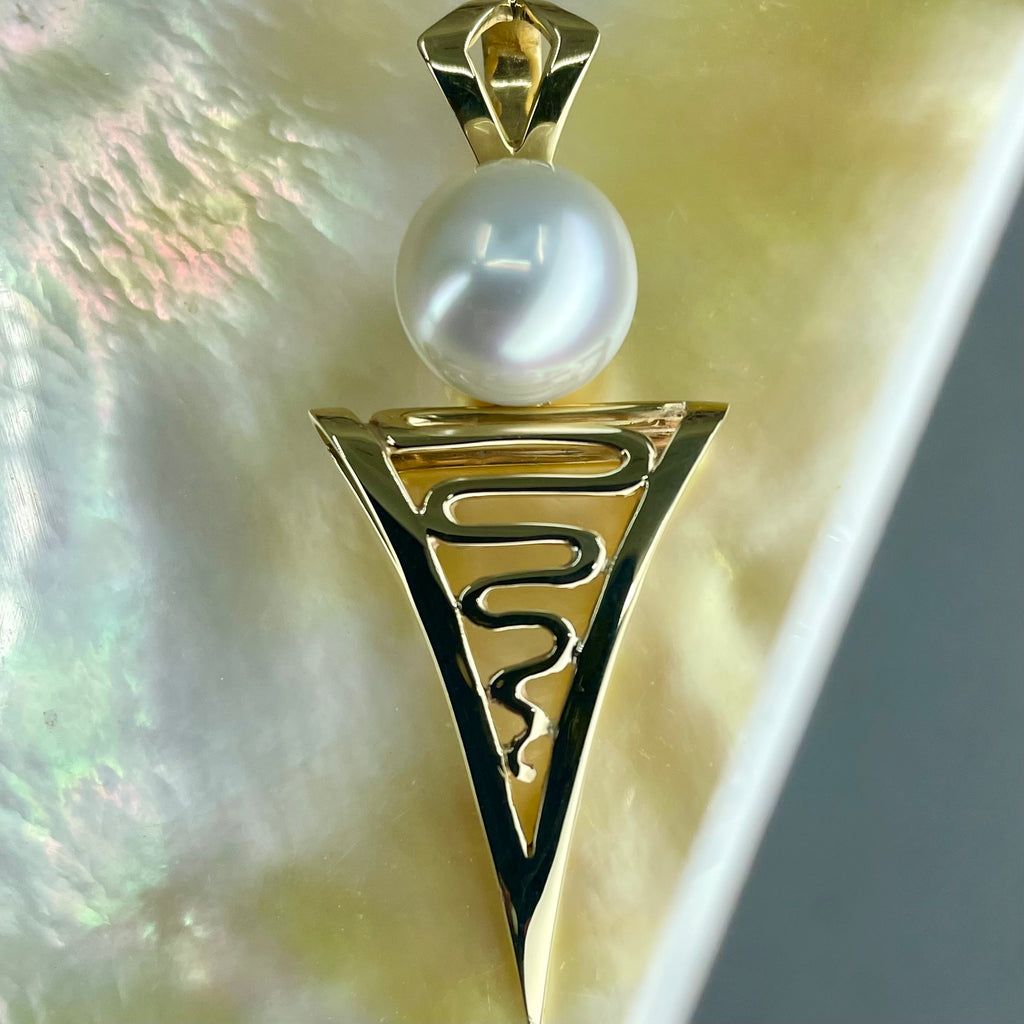 Broome Pearl  Roebuck Bay Staircase Pendant 9ct Gold