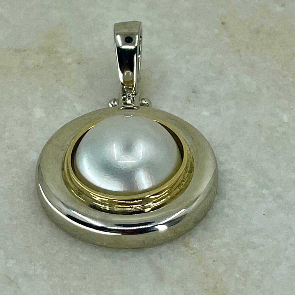 Broome Mabe Pearl Enhancer Clip Pendant
