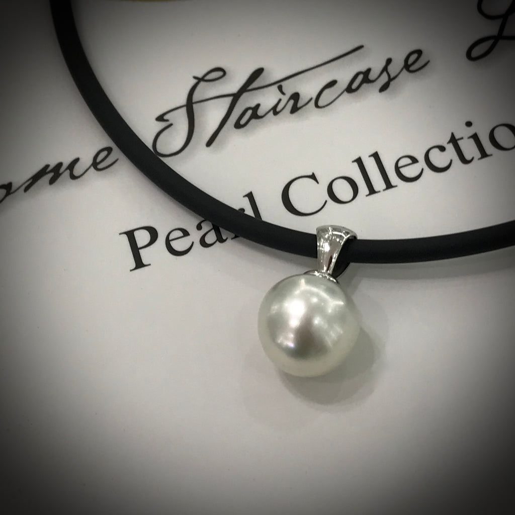 Broome Pearl Pendant 9ct White Gold Bail