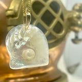 Oyster and Pearl Pendant 14ct