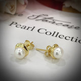 Cultured Freshwater White Pearl Studs