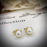 Cultured Freshwater Petite White Pearl Studs