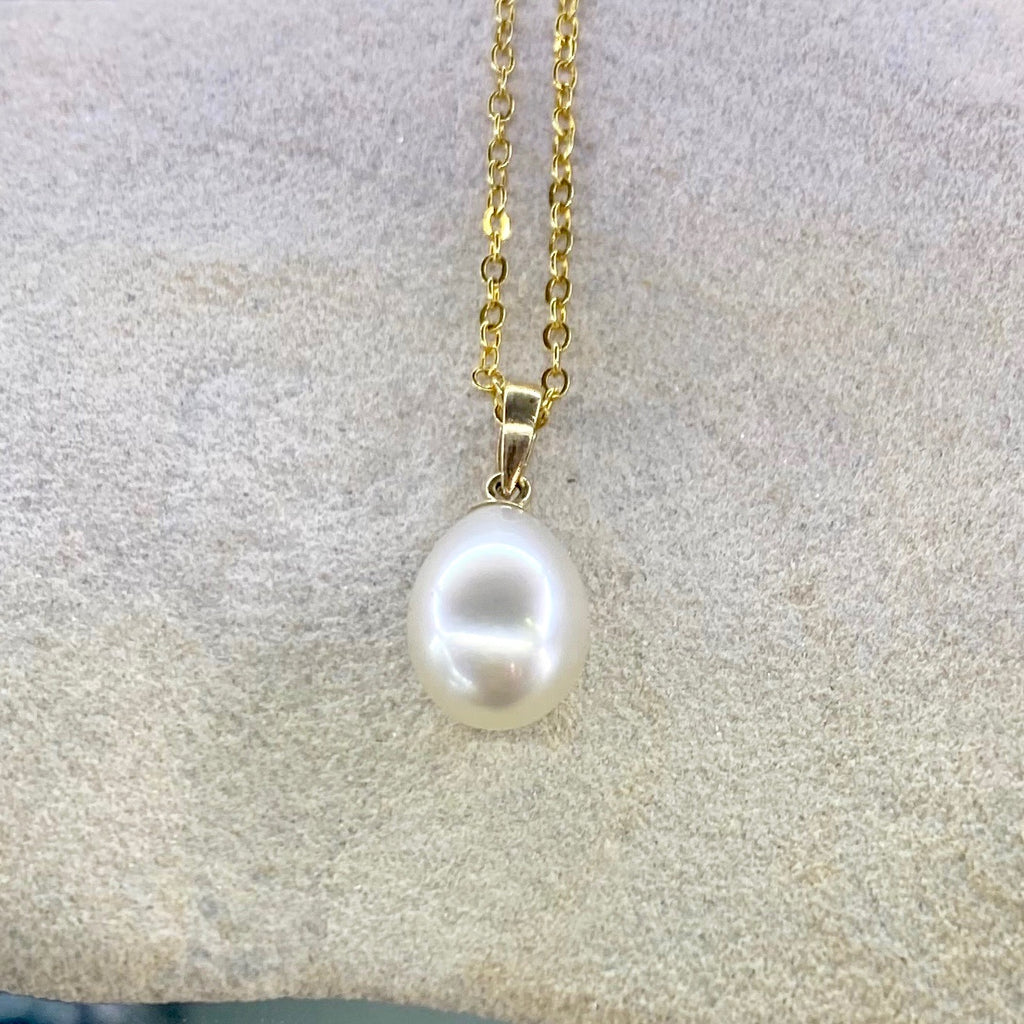 Cultured Freshwater Pearl Pendant 9ct
