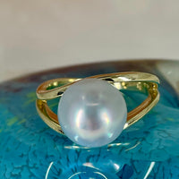 Cultured Broome Pearl 9ct Yellow Gold Split Band Ring