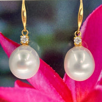Broome Pearl South Sea Diamond 18ct Gold Hook Drop Earrings
