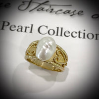 18ct Gold Australian South Sea Keshi Pearl Ring